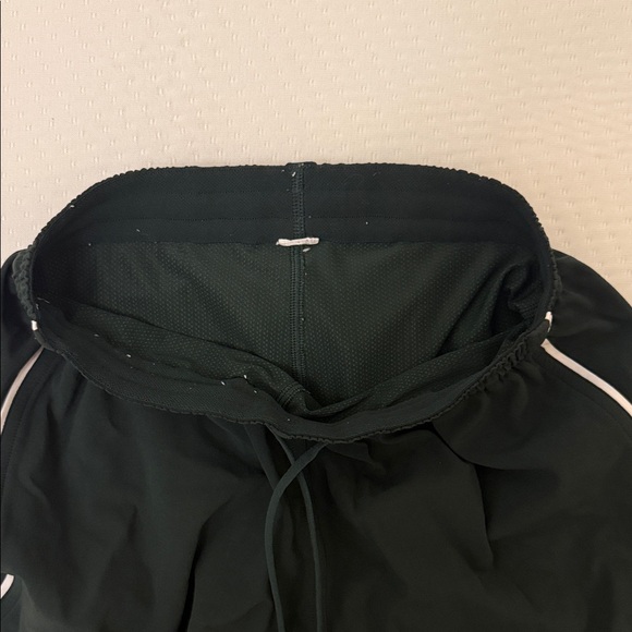 lululemon athletica Black Athletic Shorts - Picture 4 of 7